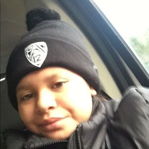 Meet your Posher, Adela